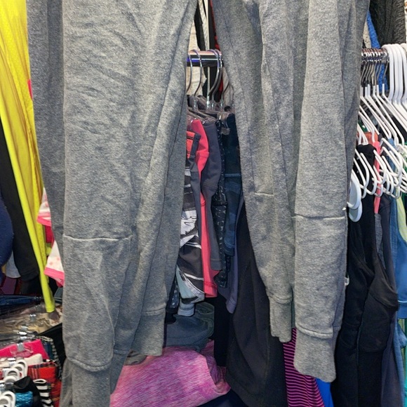 Grey FILA Joggers with pockets size xXL unisex boyfriend type bottoms fitted - Picture 3 of 6
